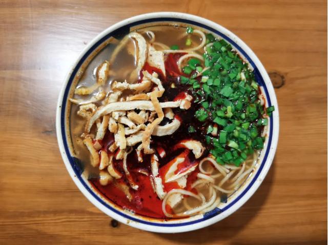 【咸汤面】耀县是一座历史悠久,文化底蕴深厚的县城