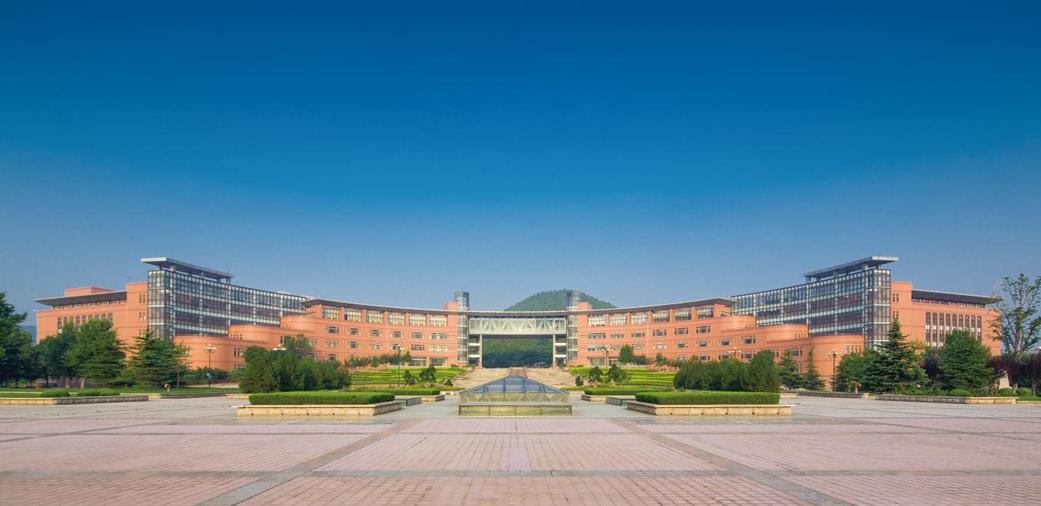 08 万平方米 山东建筑大学图书馆