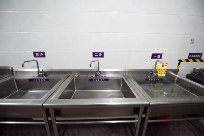 又一批学校食堂登上红榜有北仑中学