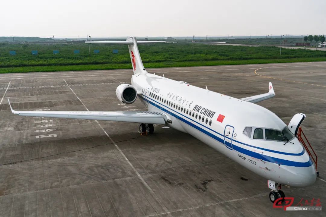 三女同嫁阿娇正式入编三大航