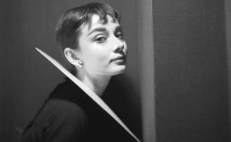 塞西尔·比顿：英国王室御用的时尚摄影师