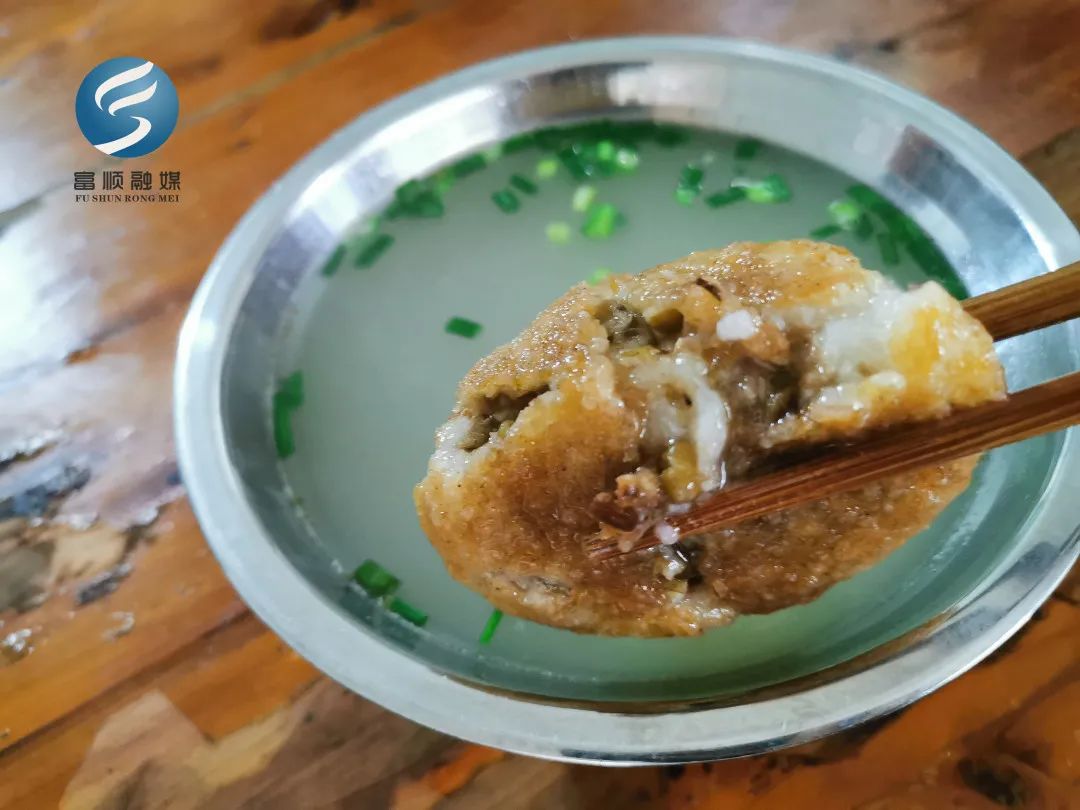 富顺这道非遗美食已有近200年历史鲜黄酥脆超好吃