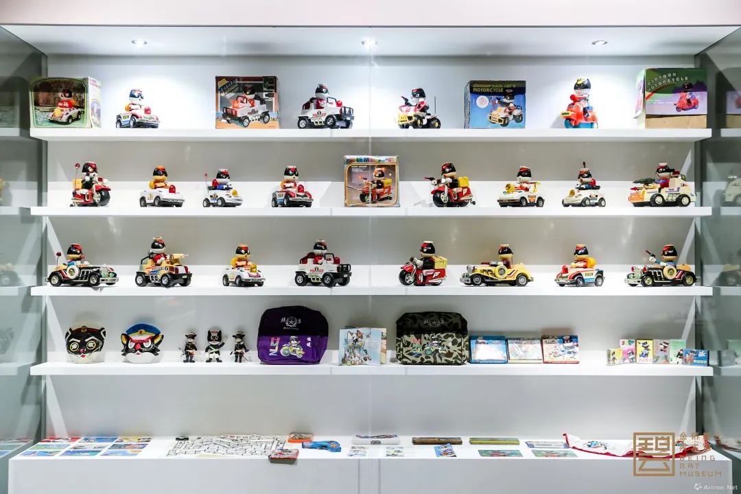 老玩具收藏家朱宇翔想把那个时代保留下来