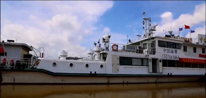 现肇庆市辖区最大的,40米级大型海巡船——海巡09536,噔噔噔~隆重登场