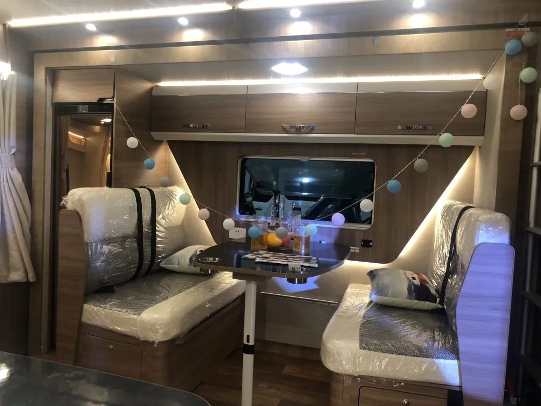 房车里还可以干这些哈哈哈哈