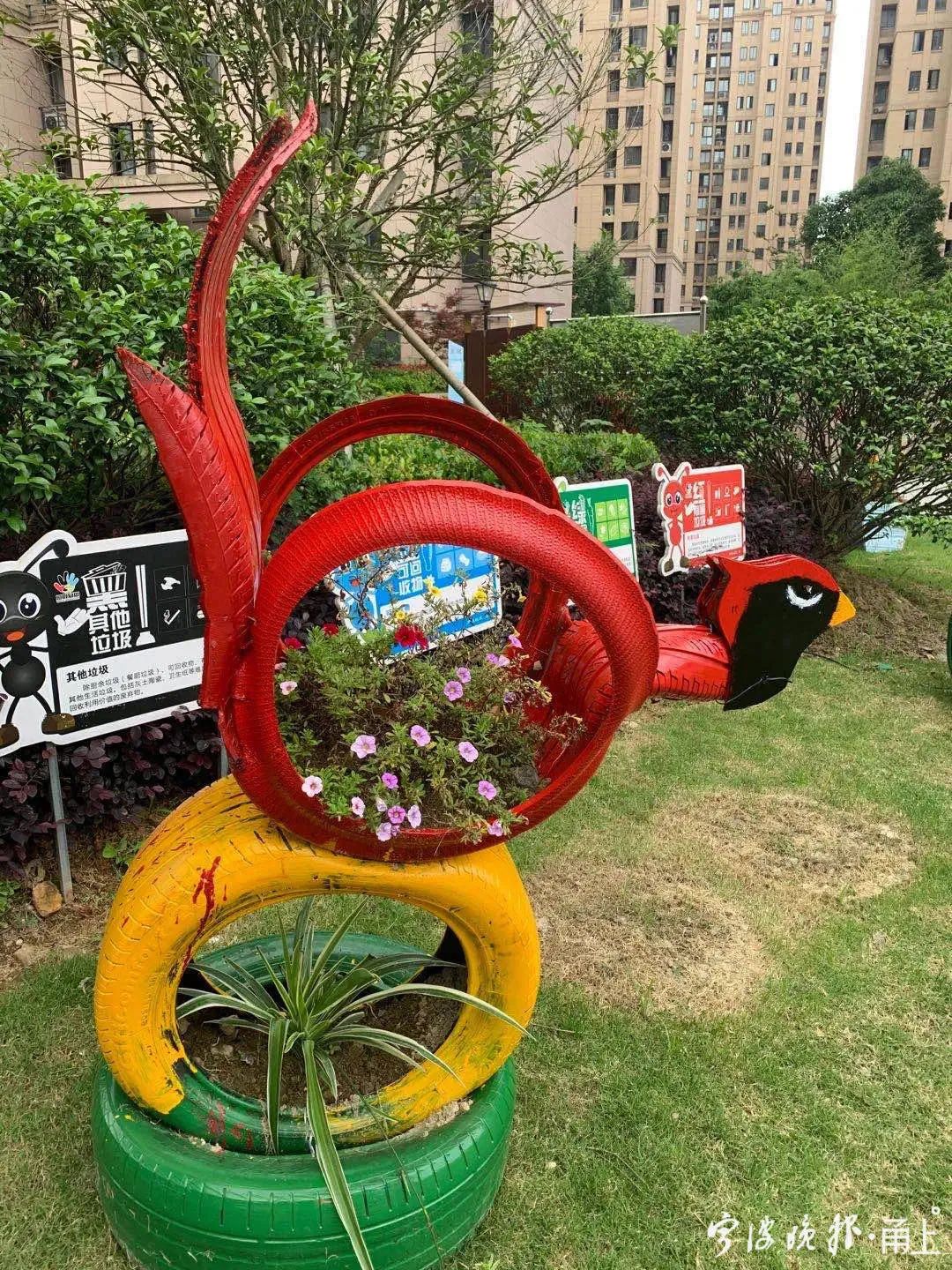 没花一分钱宁波这个小区的物业把坦克愤怒小鸟放进小区