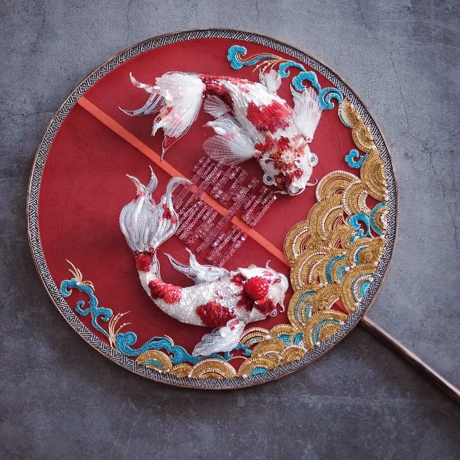 团扇玻璃凤冠娃屋这波小姐姐靠手工火出圈