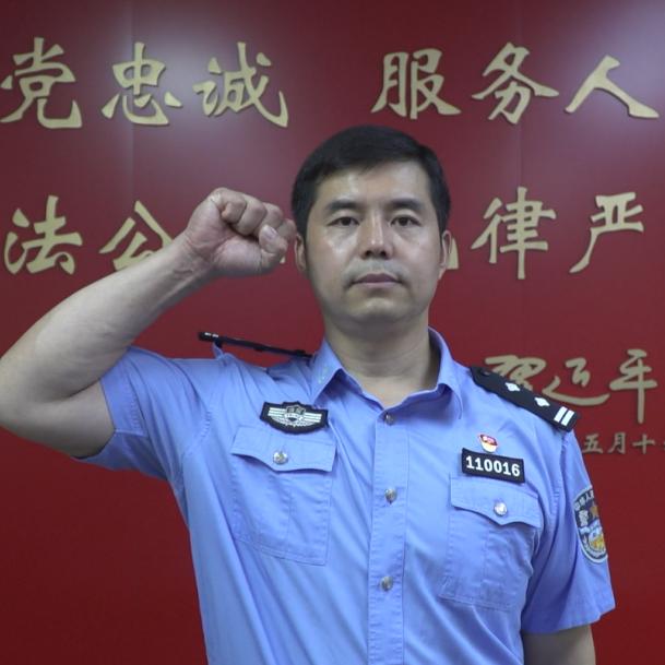 杜坤这是北京高院青年党员们对党的庄严承诺!