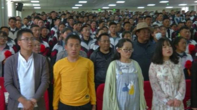 【玉树教育】毕业季，会有期~州四高举行2020届毕业典礼