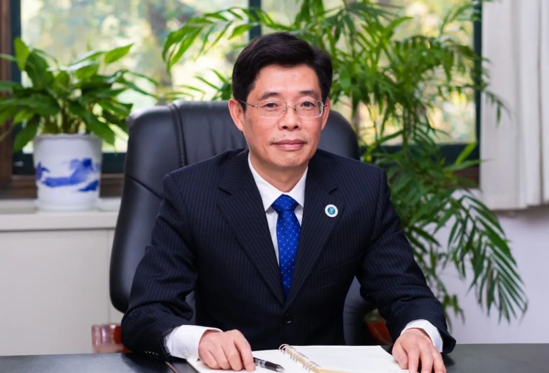 陈厚丰疫情防控常态化时代高校纪检工作的思考丨疫后教育变革78