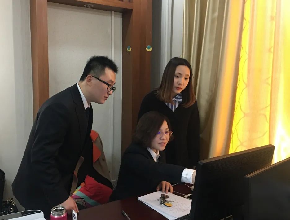 _党务干部先进事迹_ 顺义法院优秀党务工作者 