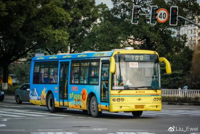 閔行人黃藍紅還有小巴車這些曾經的公交線還記得嗎