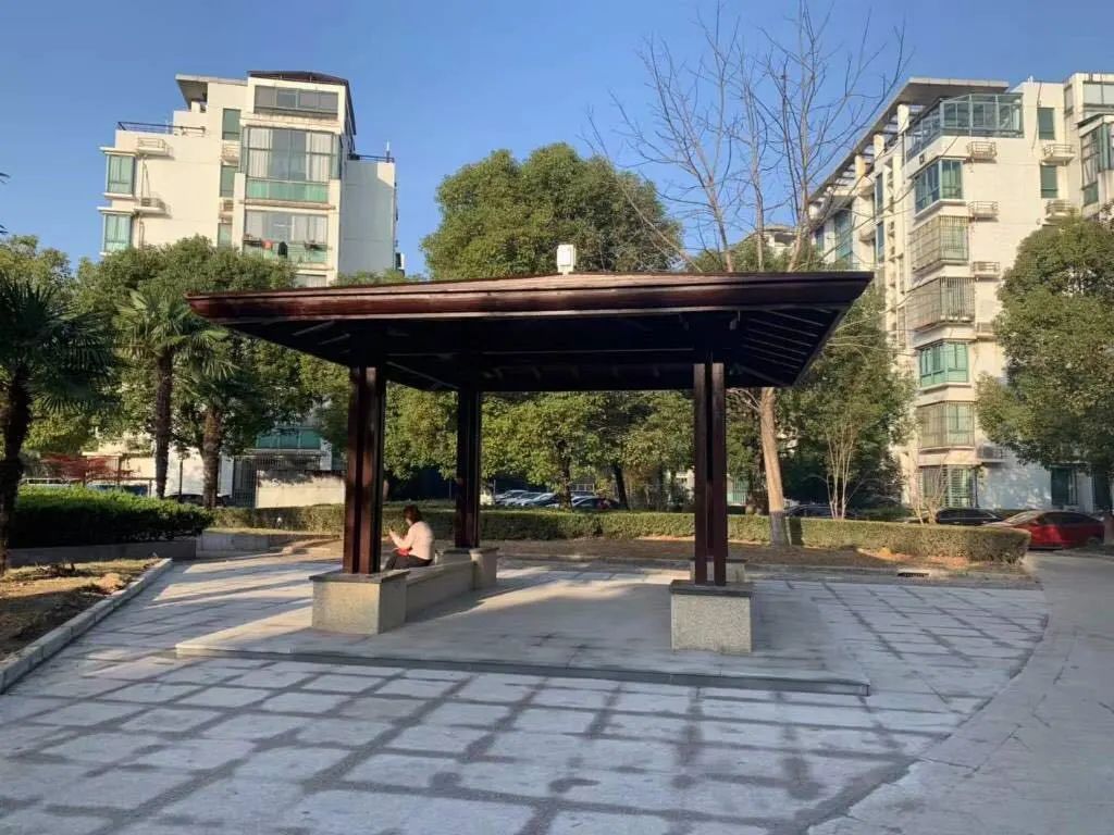你家小区的凉亭有名字吗来看宝山这个小区居民为凉亭取的名字