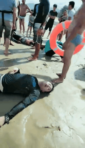 67岁|67岁湖南大爷万宁海边一连救下4个年轻人，上了岸气都没喘