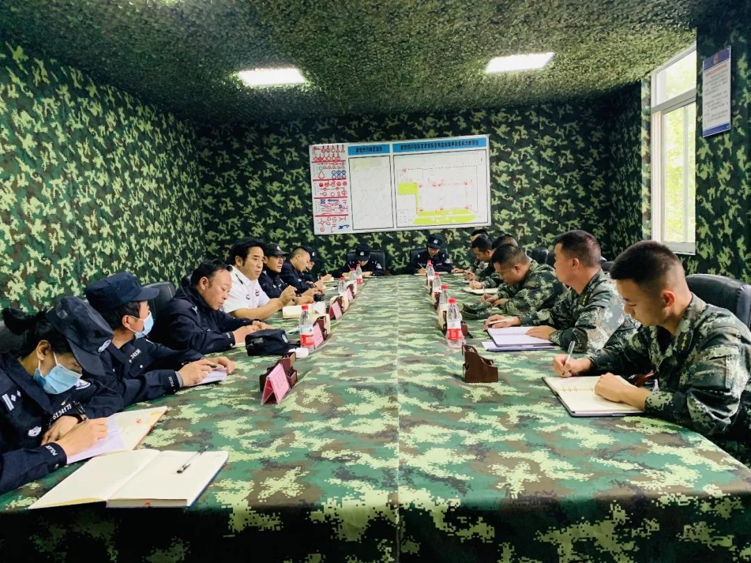 (名山藏犯监区)7月,是藏区维稳的敏感节点,重要时段,维稳任务十分繁重