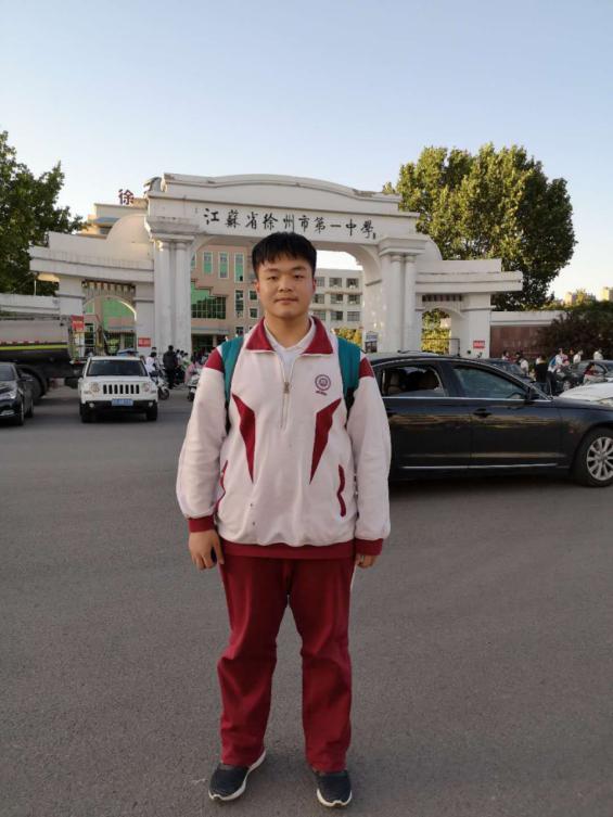 范梓灏张逸文朱美洁朱姿萌李玉马煦皓——2019年考上徐州一中的学生