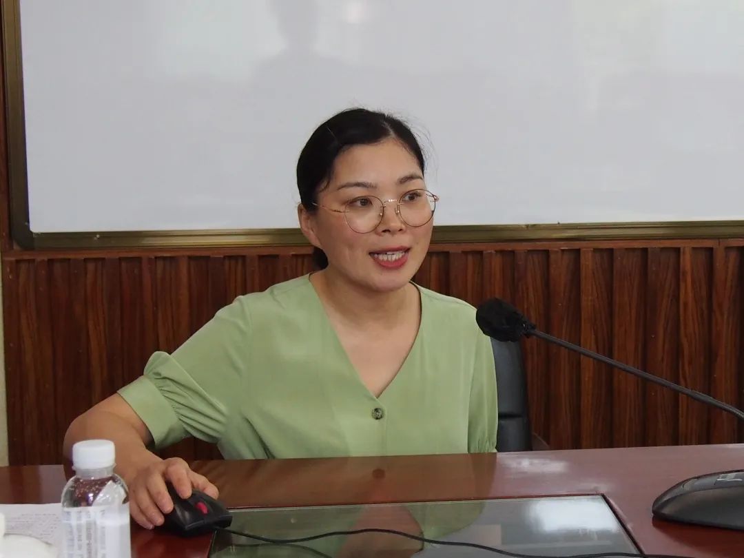 456学员微课堂上,徐克,陈瑾,乍艳杰,何斌,曾晓燕,屠国元等六位学员