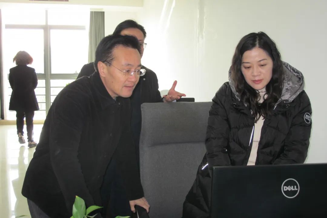 一把手谈作风钱向辉改革创新践三真在务实担当中全力打造全省最优政务