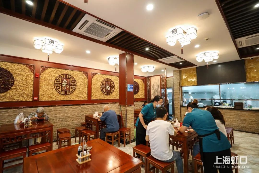 国民饮食店“四新食苑”回来啦!更方便更好吃更用心~