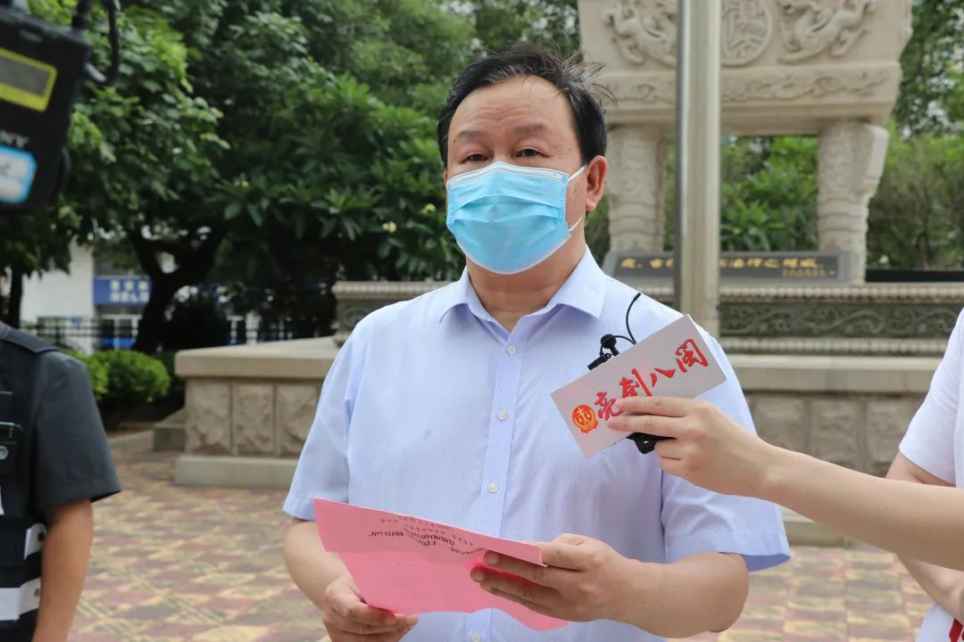 惠安法院黨組書記,院長吳泰雄作動員講話,要求聽從指揮,文明執法,打