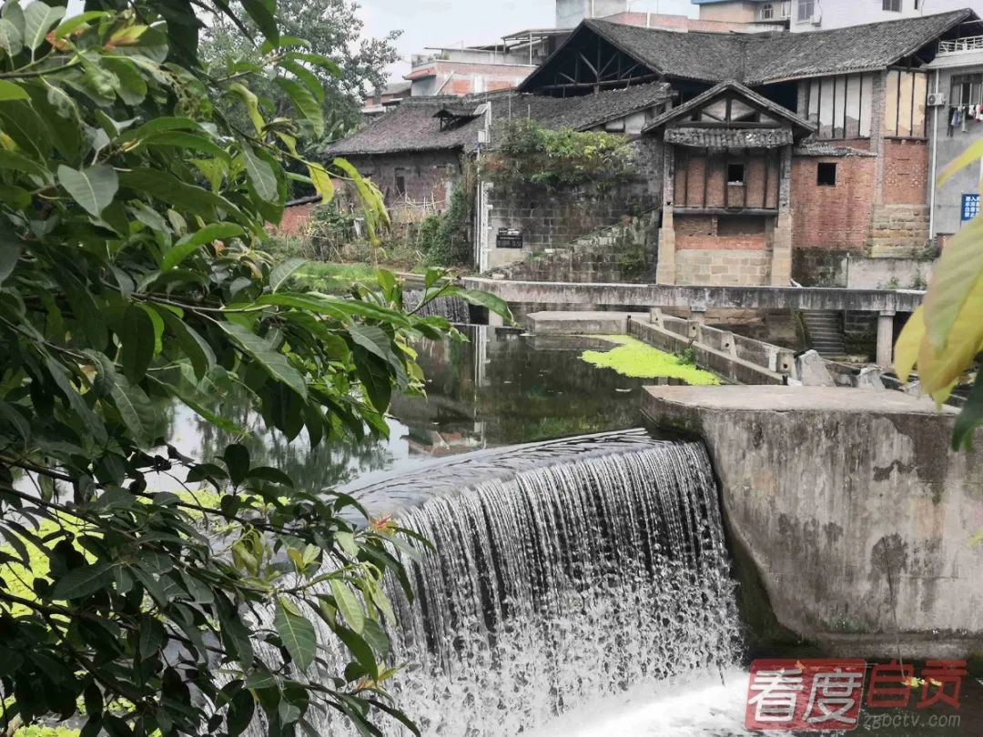 沿河的人口_红沿河核电站(2)