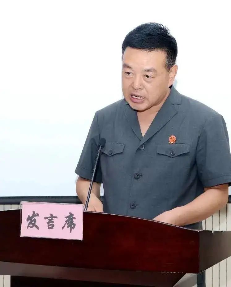 神木法院党组书记,院长杨文清作了经验介绍实地参观神木法院诉讼服务