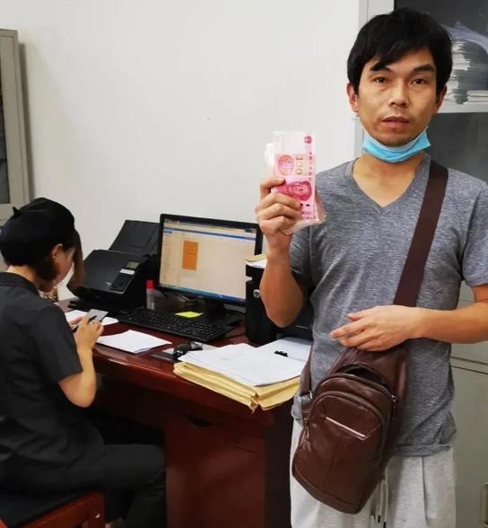 这坎坷讨薪路,赵东亮足足跑了一年半.