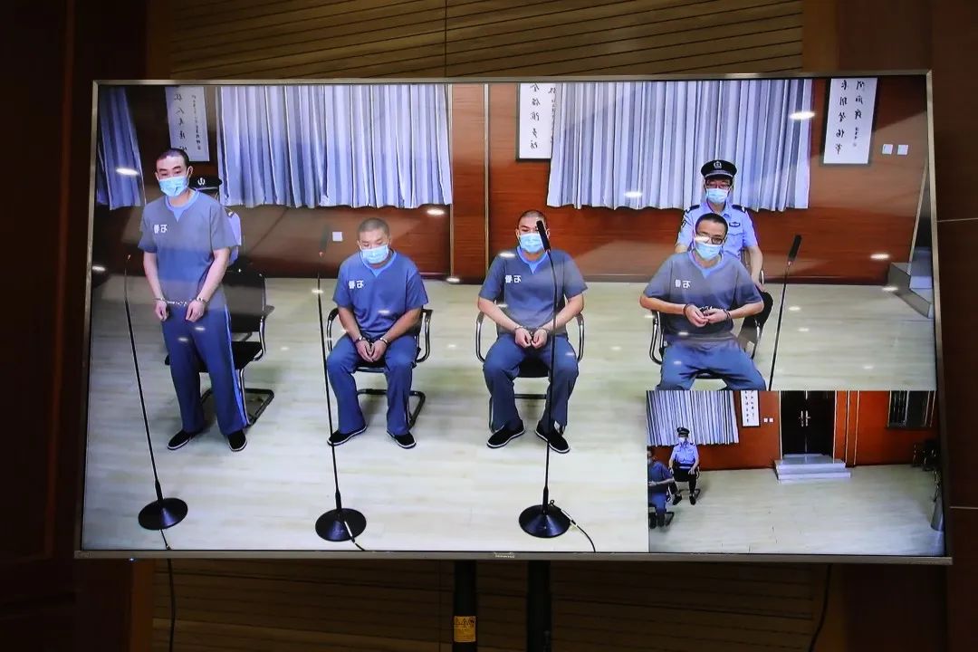 扫黑除恶石嘴山这9人涉恶案件开庭审理