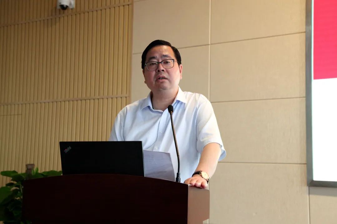 胡 军胡军院长表示,殷善开院长,孙群荣书记的点评分析到位,予以总结