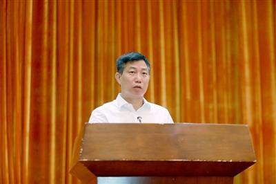 三亚天涯区委副书记,区长 陈积明:全面升级改造30个老旧小区