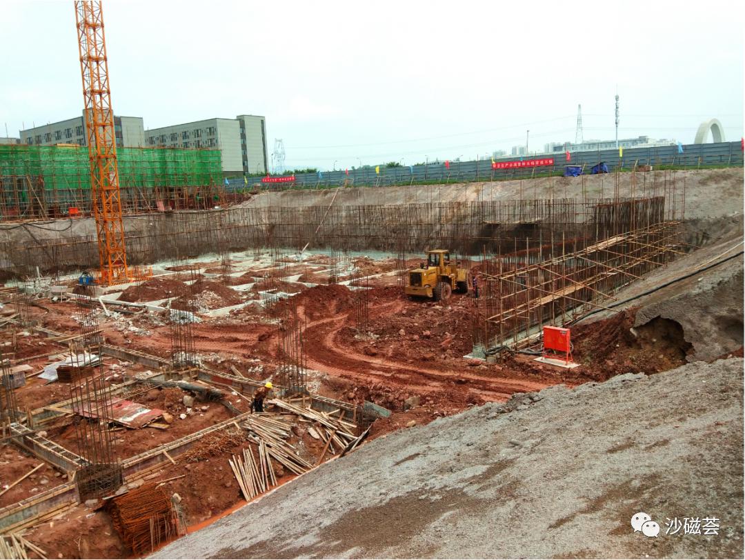 年产10万辆智能网联汽车项目总装车间完工青凤工业园区这些项目建设有