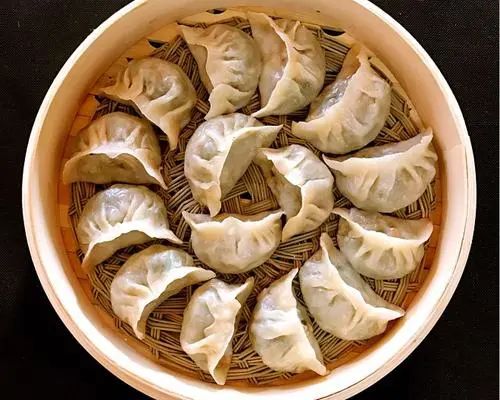 的状元饺,还有我国沿海常见的鲅鱼饺子,都在北京饺子届占了一席之地