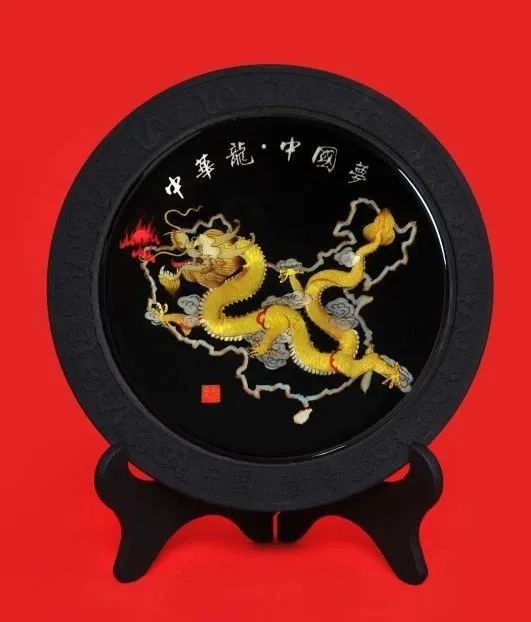 活性炭麦秆画《中华第一龙》首次亮相!