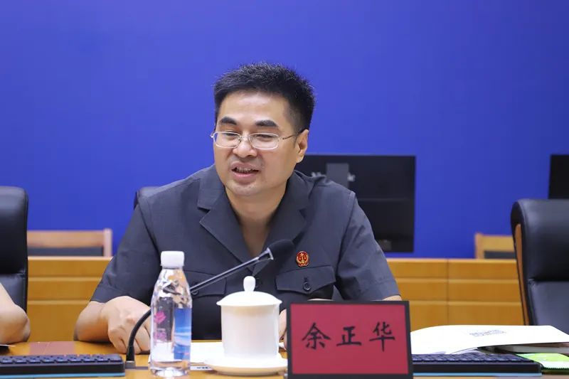 院党组书记,院长谭卫,党组成员,副院长余正华,行政