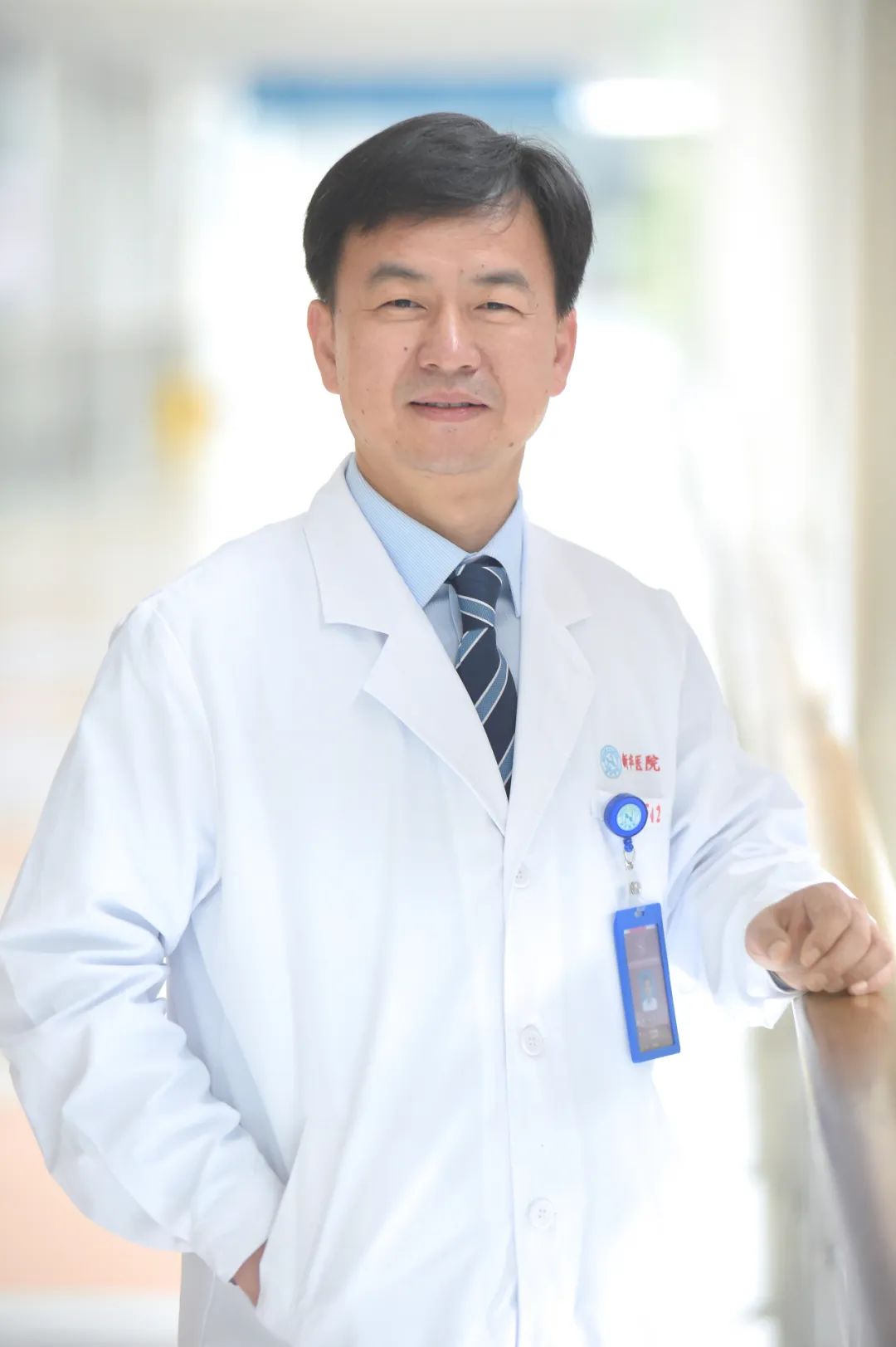 张 青医学博士 主任医师 教授 博士生导师 科室副主任中华医学会耳鼻