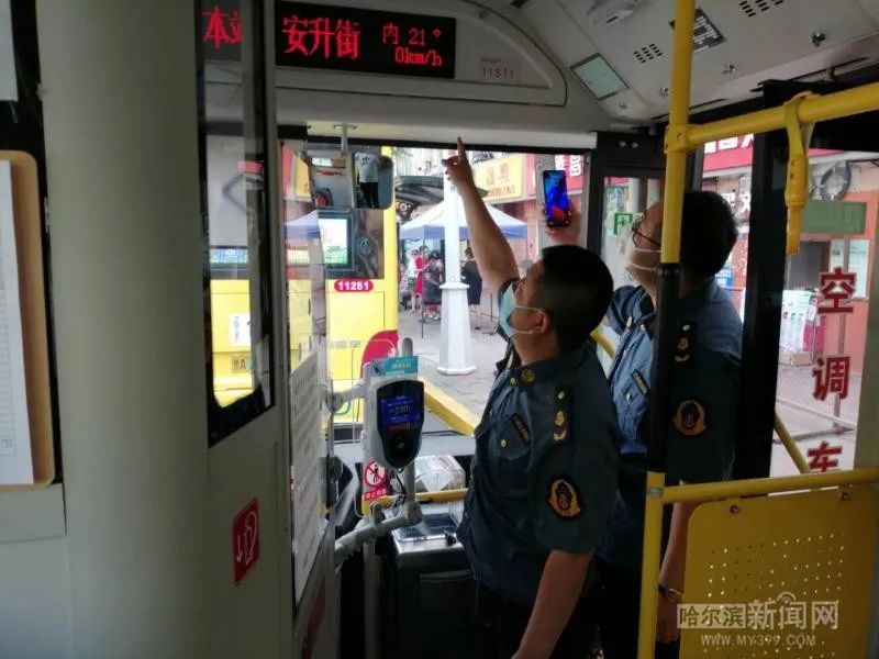 973.jpg