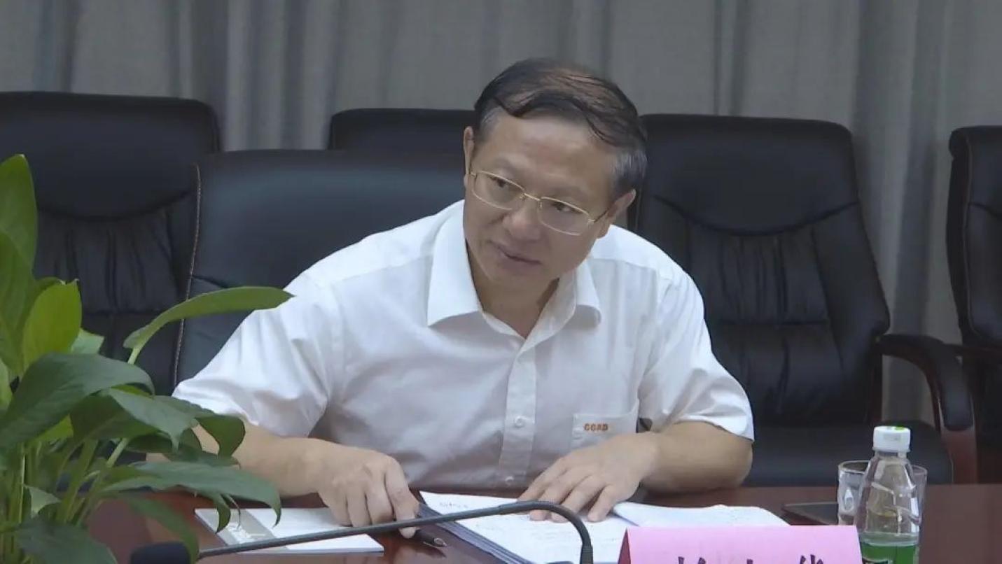 7月14日,省人防办主任彭光华一行在市人防办党组书记李克荣的陪同下