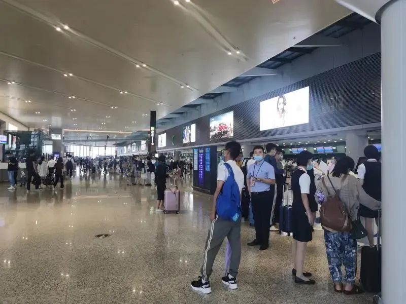 上海机场招聘_上海机场集团2017年度校园招聘开始 简历投递12月10日截止(3)