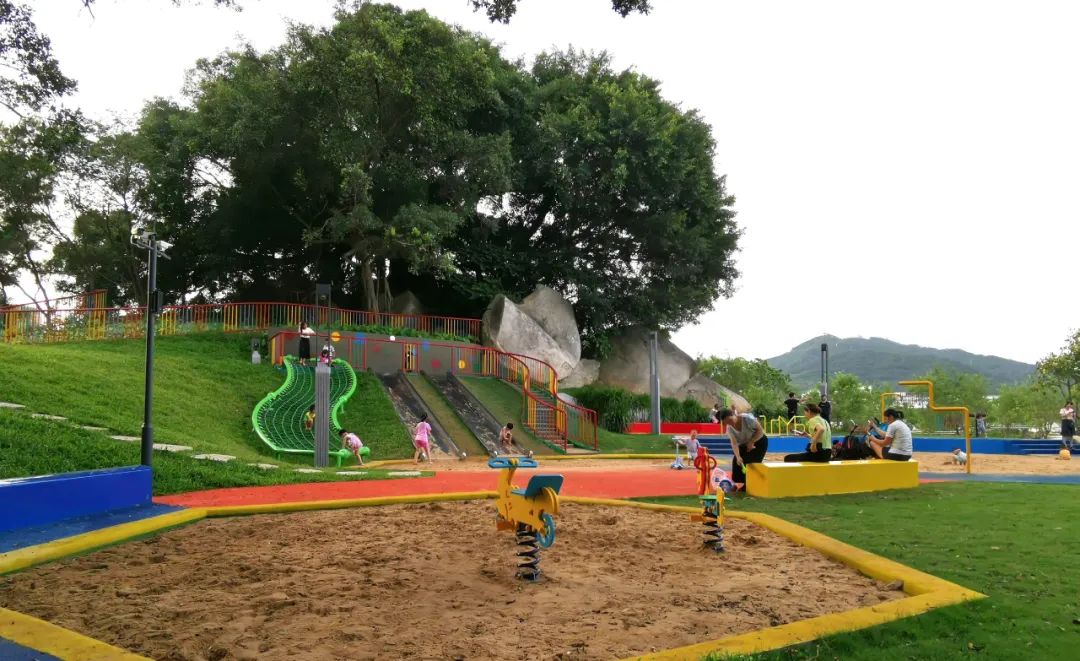 厦门新增1座“黑科技”公园:地板会发光、全息投影,还能...... 行业资讯 第4张-动画班