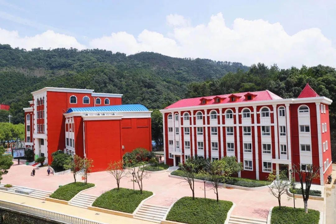 中考后最后一次的志愿填报机会看看名校长咋说