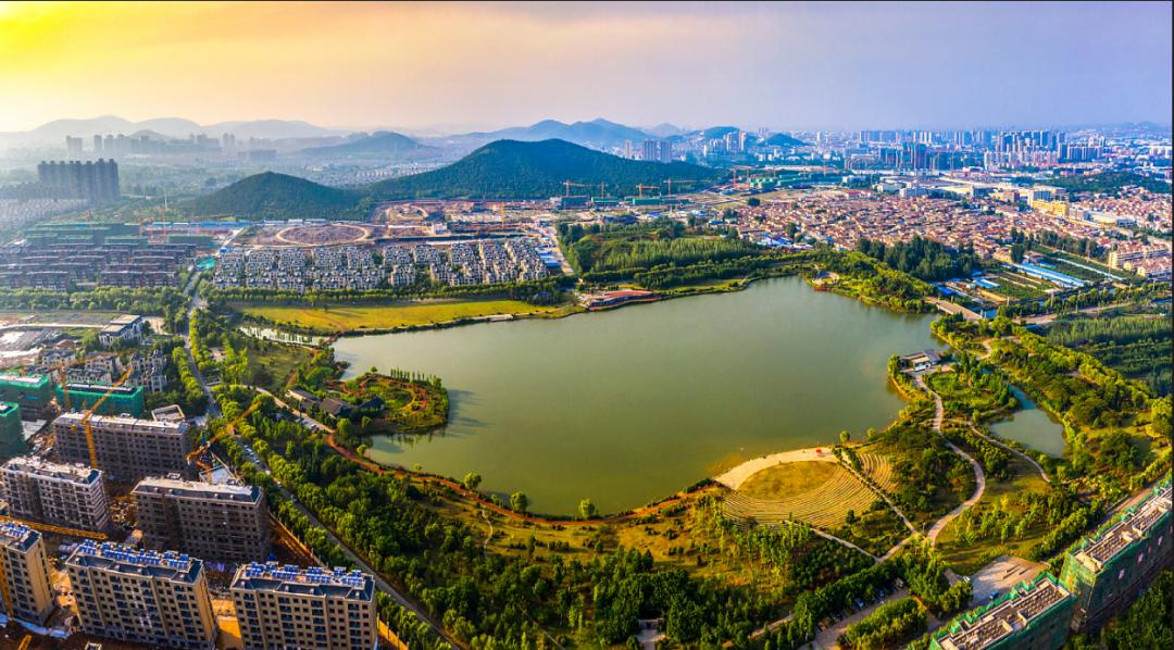 嬌山湖美景 鄭舟 攝嬌山湖跑三圈,再跑到無名山公園,正好是16公里.