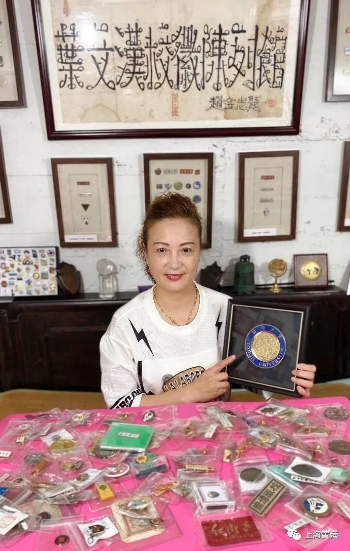 老城薪火红色珍遗寻迹校徽情缘与红色精神