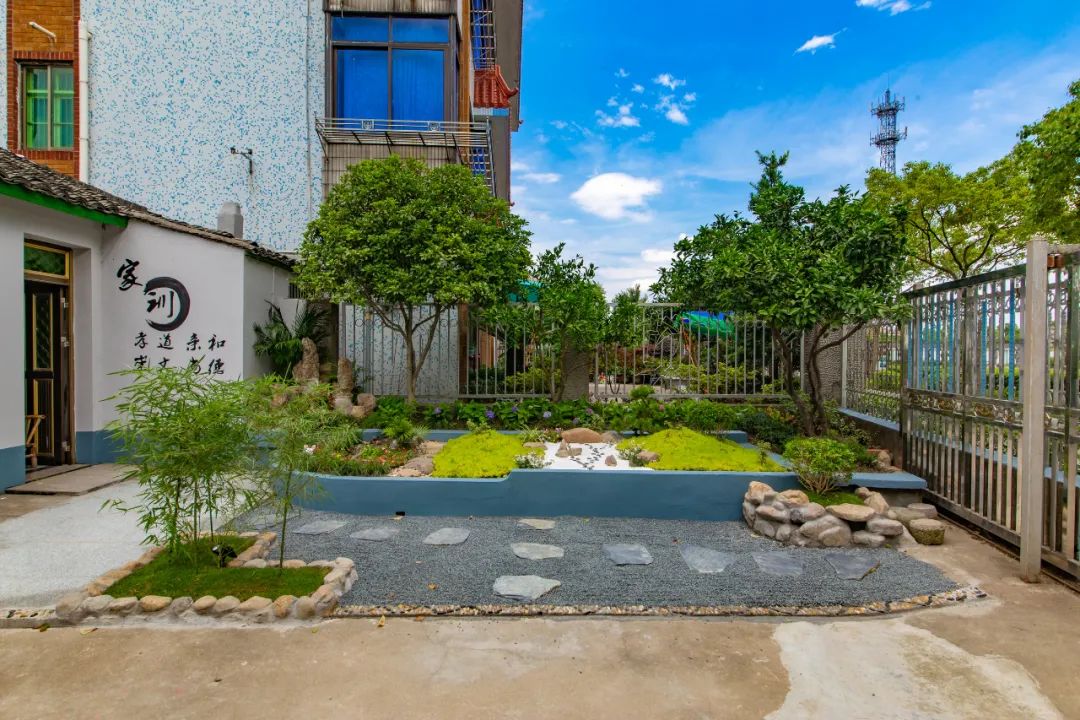 易扬顿厝团队打造了云韶居,木柯野渡团队打造了宽石小院,吕家埠妇联
