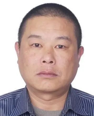 金秀警方公开征集这个犯罪团伙的违法犯罪线索