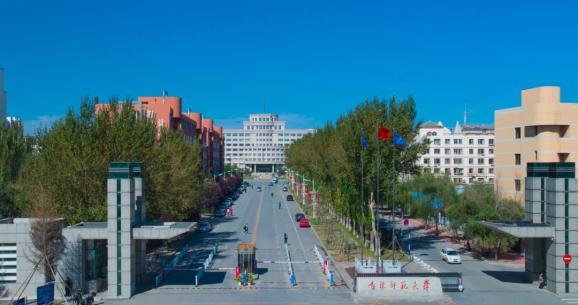 今晚18时,吉林师范大学招办南昌职业学院主任与你相约直播间,为你指导报考