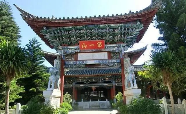 建水城不大,却藏着七寺八庙,也有"先有指林寺,后有临安城"的说法.