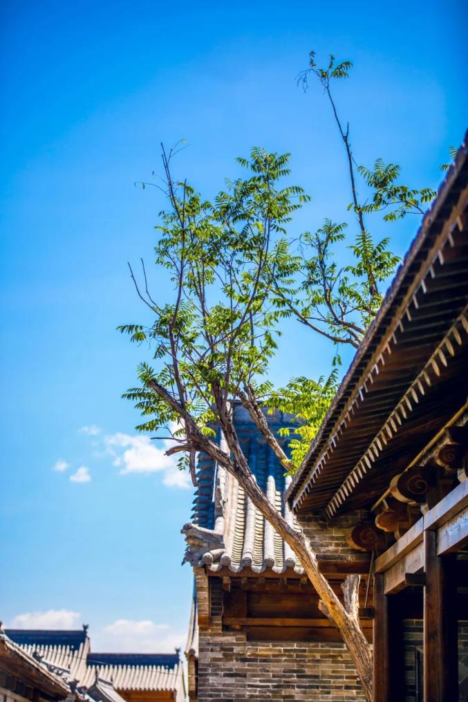 现在的秀容书院,以元好问,白朴,傅山,徐继畲等忻州历史文化名人为文脉