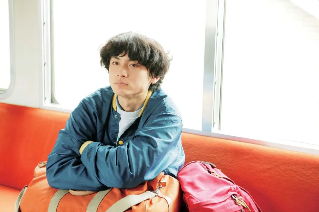 吉田修一为何偏爱毕业就失业的青年世之介