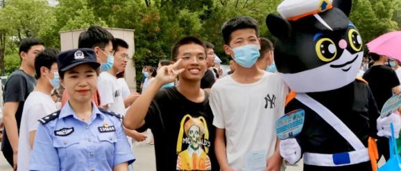 2020第一季度泗阳县g_秋天的第一杯奶茶图片