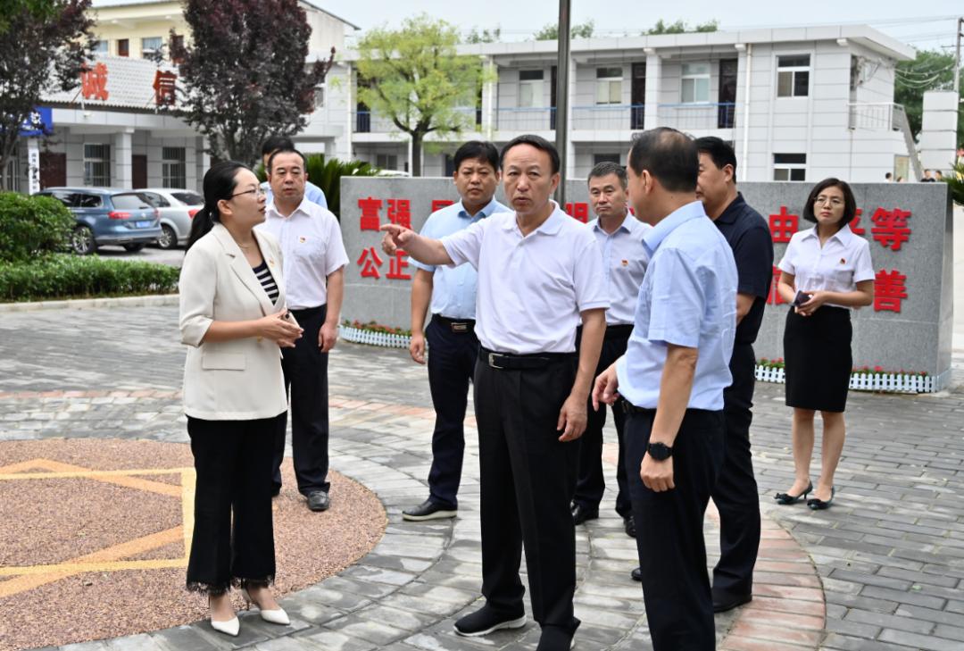 卢力群:持续深化重点工作 推动纪检监察工作高质量发展
